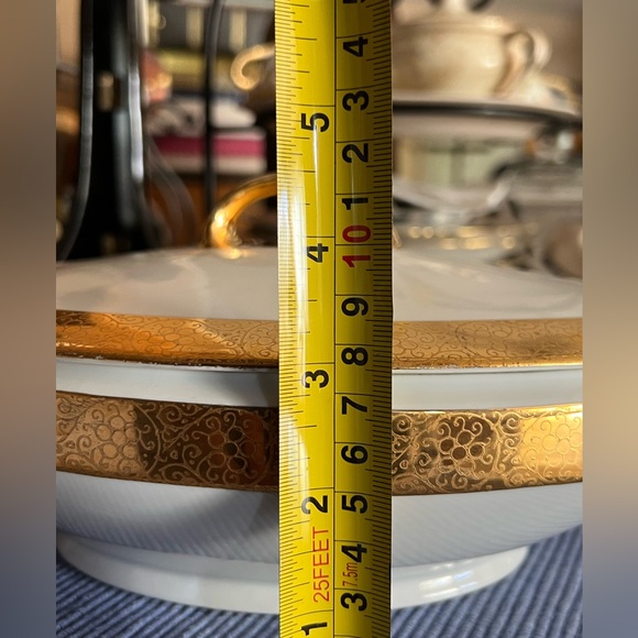 Vntg. 18k gold Royal LB Bavaria Oval casserole.used. Good for decoration . - Picture 16 of 16